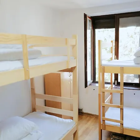 Hostel Happy Cat Old Town Belgrad